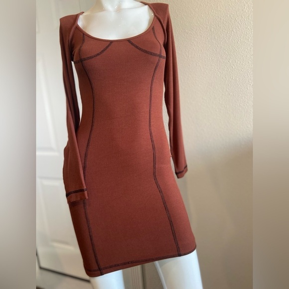 Popular 21 Dresses & Skirts - Popular 21~NWT~Lightweight~Stretchy~Rust~Ribbed Knit~Bodycon~Midi~Dress~Size S